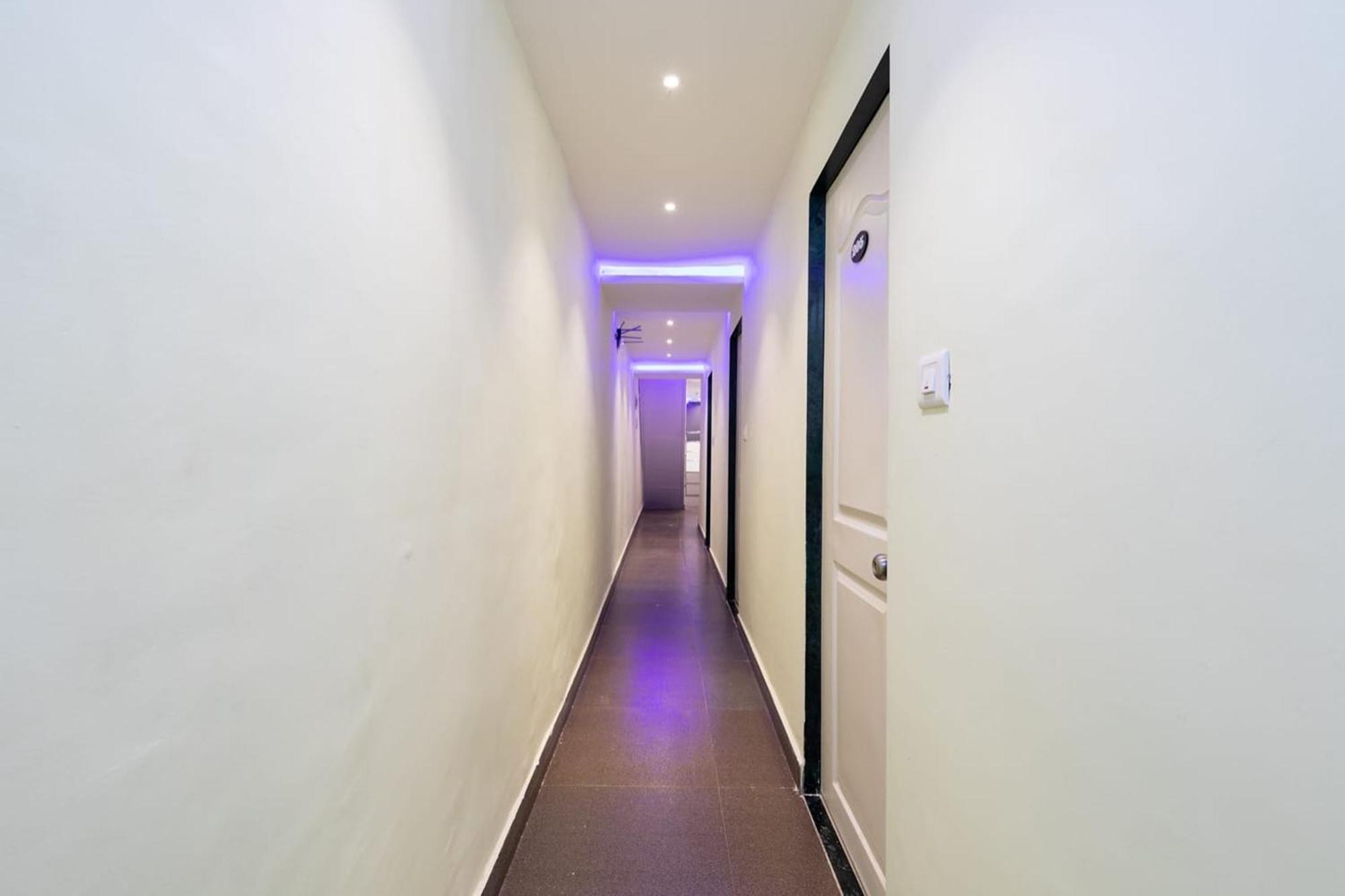 Hotel Shera Residency Мумбай Екстериор снимка